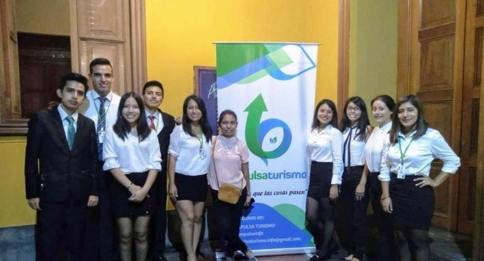 Estudiantes de la Facultad de Ciencias Administrativas presentaron las iniciativas ejecutadas por Innpulsa Turismo. (Foto: Difusión)