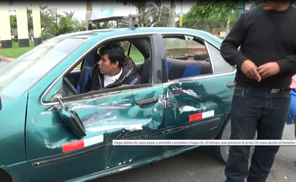 YouTube: Cámara de videovigilancia capta choque entre volquete y auto