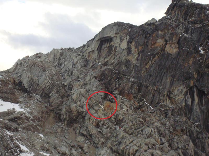 No hay sobrevivientes: helicóptero chocó contra cerro y explotó en Cusco