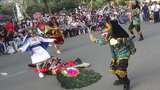 Piura: Danza Los Diablicos de Huancabamba se lucieron en la Plaza de Armas