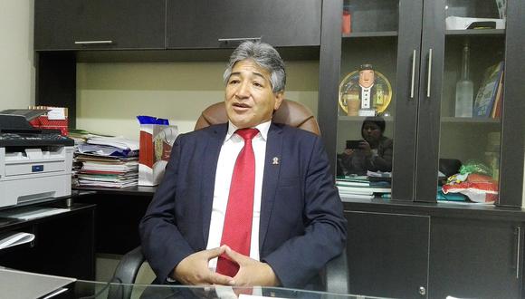 Gobernador regional anuncia destitución del administrador del Hospital Regional de Ayacucho