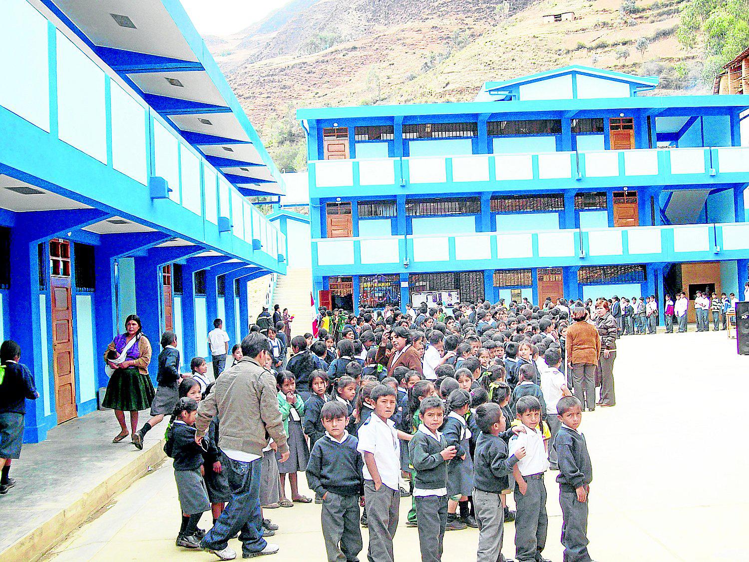 Advierten afectación en alumnos por ola de calor 