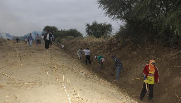 Piura: Vecinos concluyen limpieza dren en sector Nuevo Catacaos