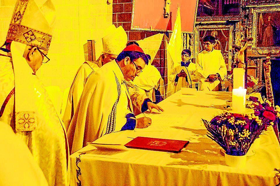 Nuevo obispo de Juli celebrará eucaristía en idiomas quechua y aimara