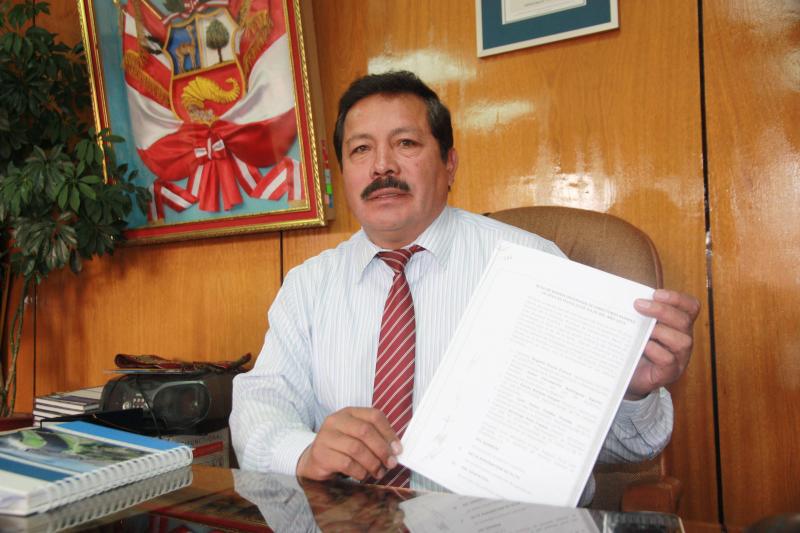 Luis Butrón evalúa hacer alianzas en la región