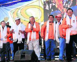 Humberto Lay exige sanción a fujimoristas