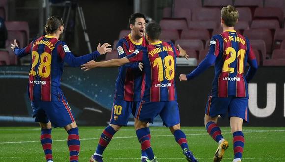 Barcelona y Valencia chocan por la jornada 14 de LaLiga Santander en el Camp Nou. Sigue el MINUTO A MINUTO del partido. (Foto: AFP)