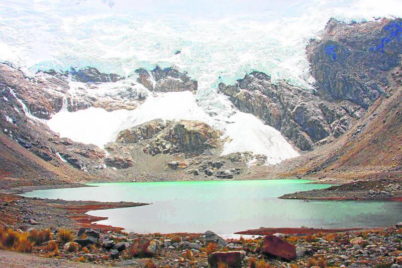 Buscan proteger las 18 lagunas del Huaytapallana