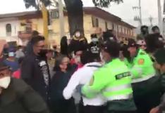Policía interviene a grupo que se resiste a uso de mascarillas en Huancayo (VIDEO)