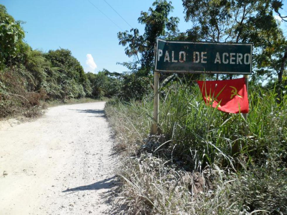 Terroristas colocan trapos rojos en varias localidades del distrito de Monzón