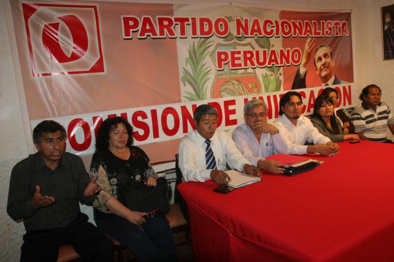 Nacionalistas se siguen peleando en Arequipa 