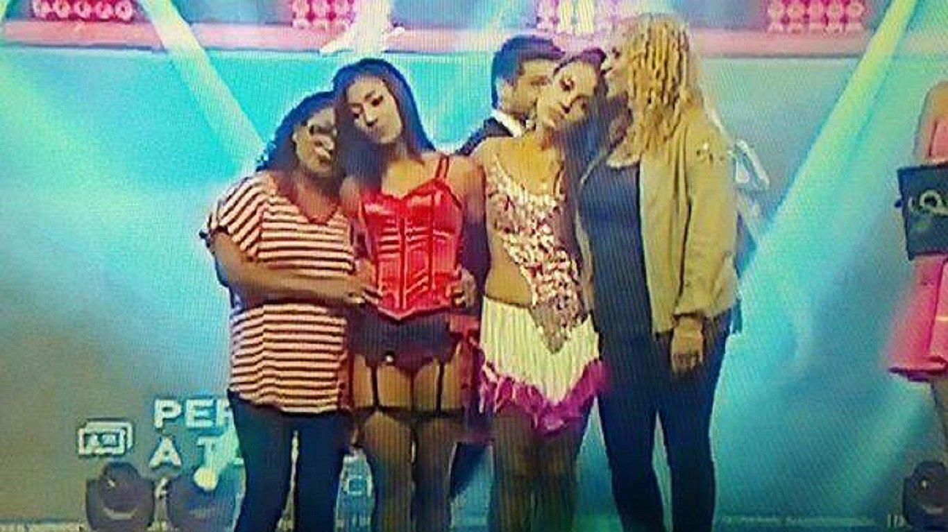 ​Sueña Quinceañera: Canal se disculpa y dice que vestuario de menor fue "concebido por sus familiares"