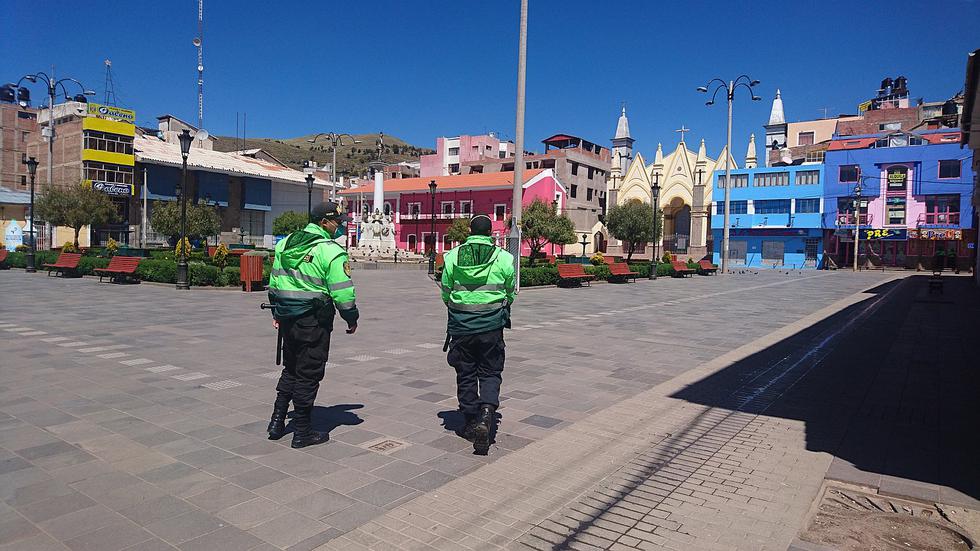 Viernes Santo desierto en la ciudad de Puno (FOTOS)