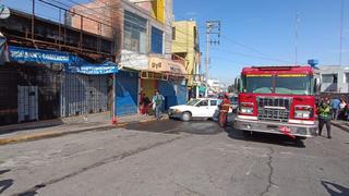 Arequipa: Fuego se reaviva en centro comercial  Adepyme (EN VIVO)
