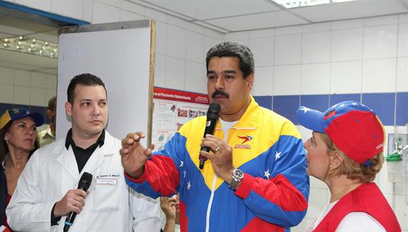 Advierten evidencias de que equipo cubano habría organizado fraude en Venezuela