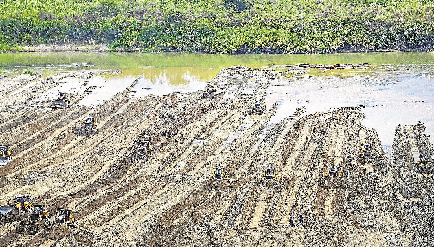 A siete meses de la catástrofe, pocas son las obras que se ejecutan en la región 