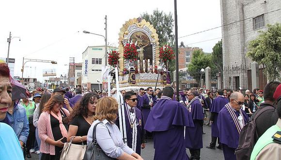 Cristo Morado visitó hospitales de Arequipa