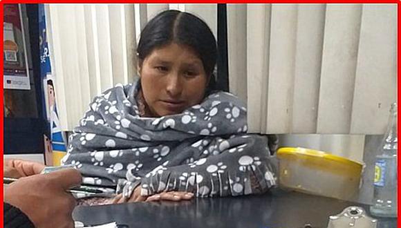 Policías detuvieron a mujer con $ 70 mil 300 en puesto de Ojherani