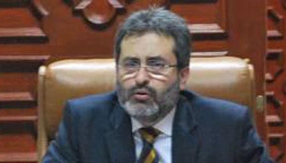 Ministros Jiménez y Castilla sustentan hoy el presupuesto 2013