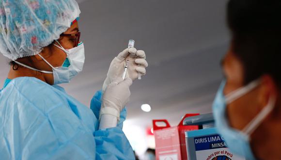 Actualmente la vacunación contra el coronavirus en Lima y Callao está en el rango de edad de 23 años a más. (Foto: GEC)