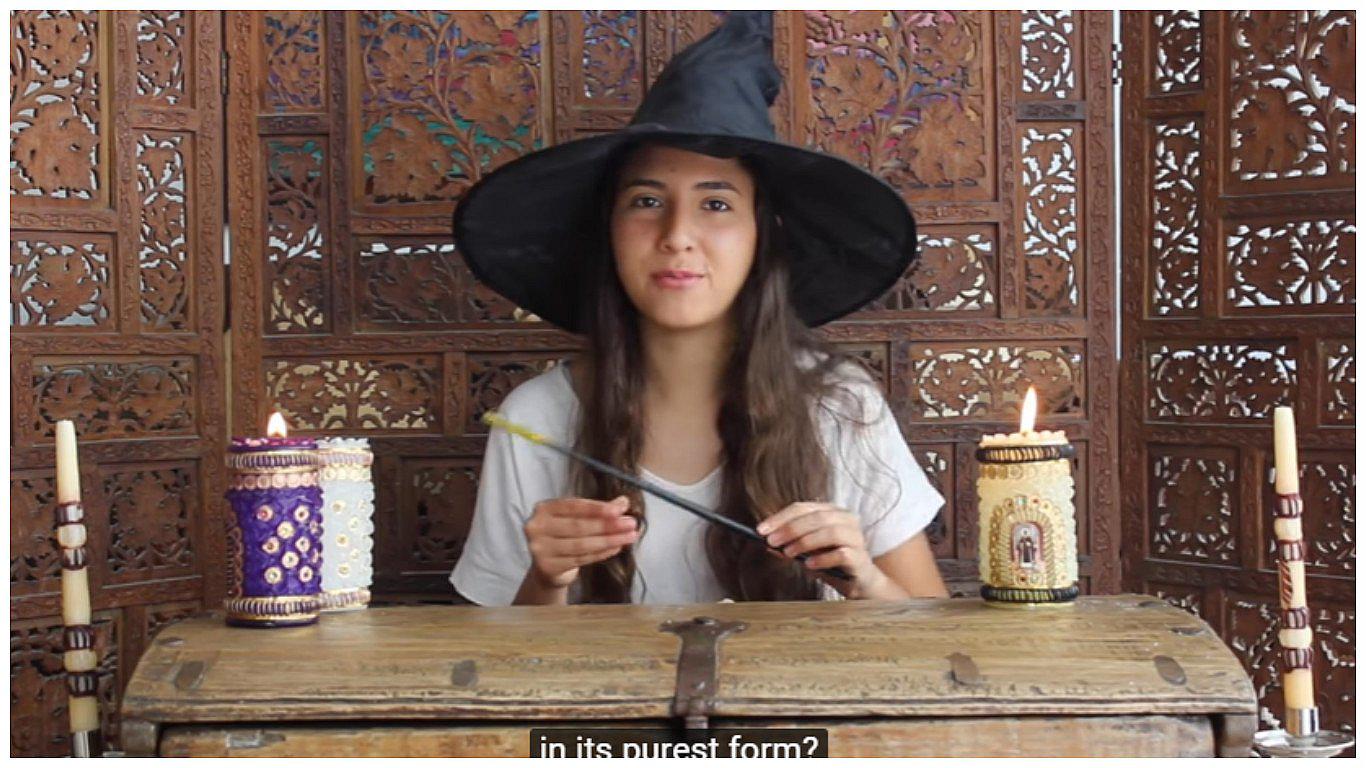 Joven peruana gana beca de 250 mil dólares por explicar física cuántica en YouTube (VIDEO)