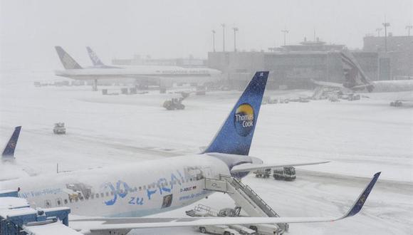 Alemania: Cierran el aeropuerto de Fráncfort por el fuerte temporal de nieve