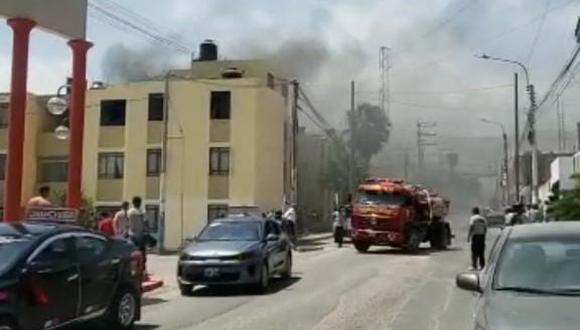 El fuego no se pudo apagar a tiempo porque la unidad móvil de la Compañía de Bomberos de Camaná está en reparación. (Foto: Difusión)