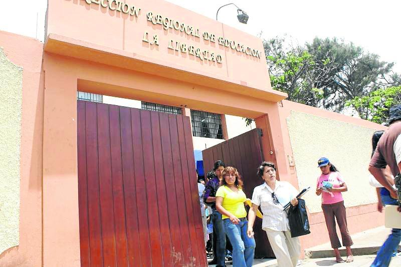 Denuncian que exdirectora Grell cometió actos de corrupción