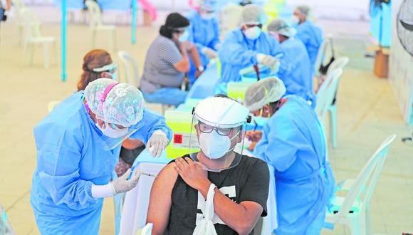 En esta región se han aplicado 569,473 dosis. La próxima semana se vacunaría a mayores de 45 años en Trujillo.