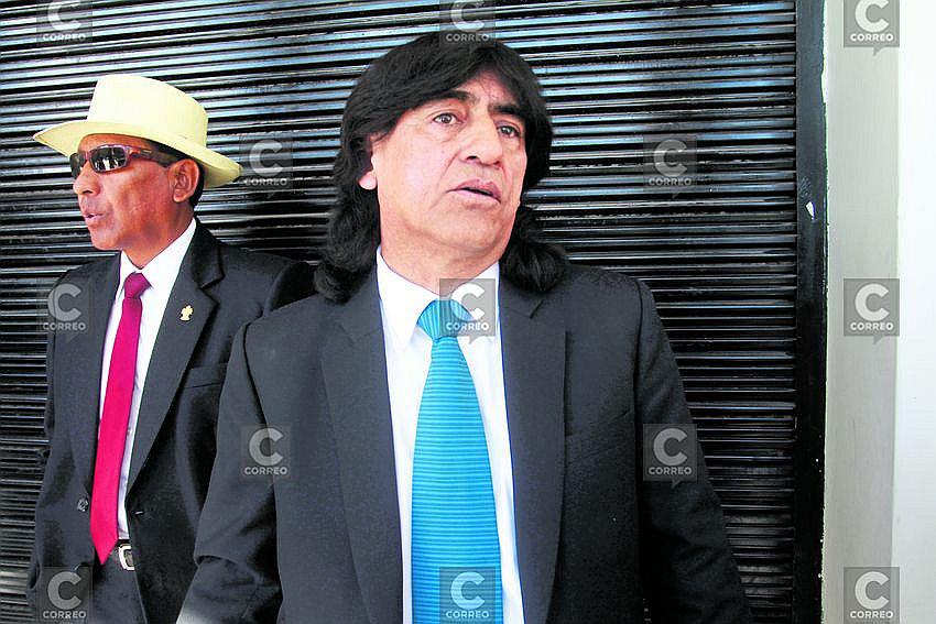 MEF revisará 4 laudos ganados por trabajadores del municipio provincial de Arequipa