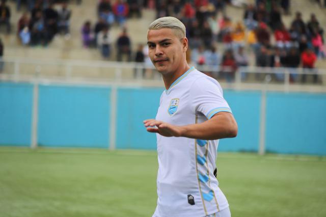 Deportivo Llacuabamba presentó a sus fichajes.