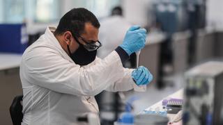 Argentina espera iniciar producción de vacuna contra el coronavirus a finales de este año