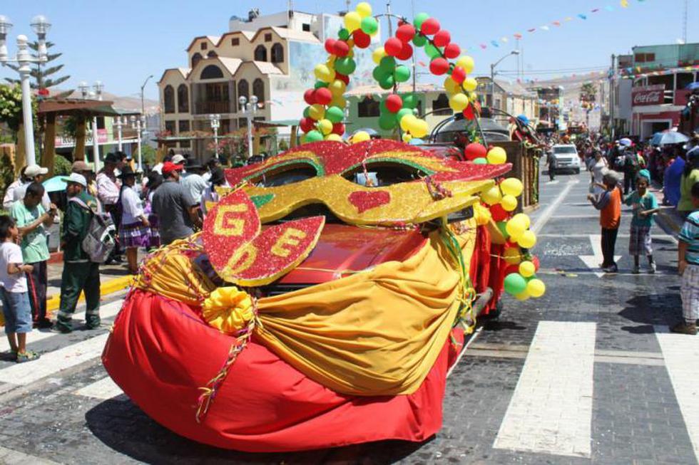 Locumba cerró los carnavales con vistoso pasacalle