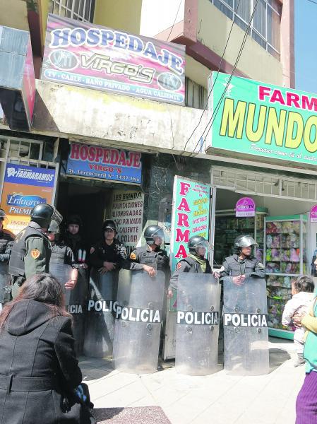 Por 50 soles universitarias se prostituyen en un hotel (VIDEO)