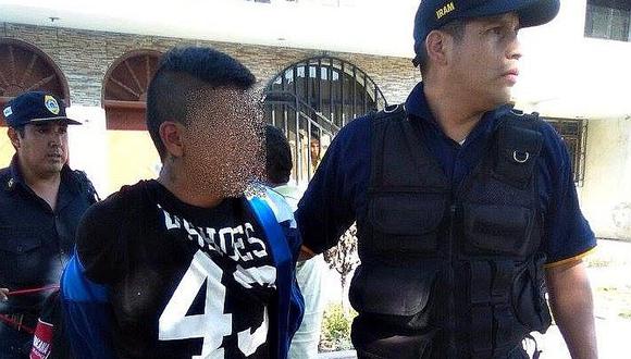Trujillo: Caen dos sujetos luego de asaltar a taxista 