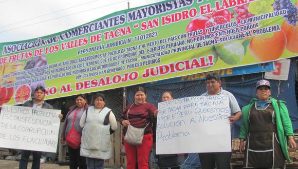 Comerciantes piden el apoyo de las autoridades para no ser desalojados hasta que se les reubique en el Fundo Chololo
