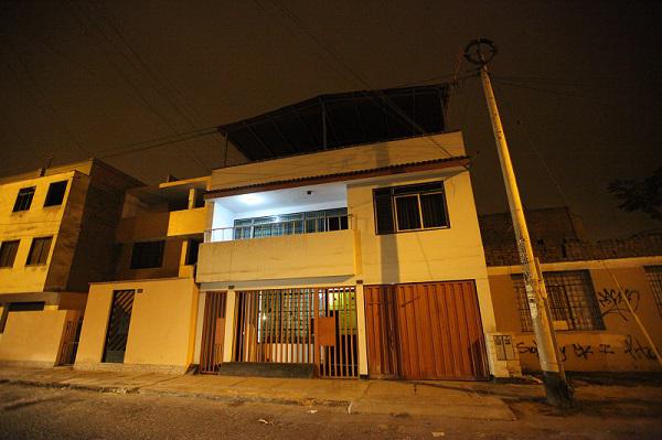 ​Joven es baleado dentro de su casa tras celebración familiar