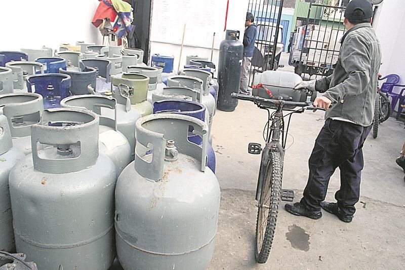 Plantas racionan gas doméstico en tiendas 