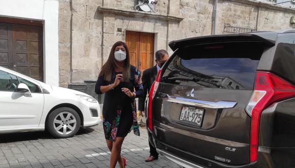 La gobernadora Kimmerlee Gutiérrez declaró que aún no hay reunión con la empresa Cobra, porque se está esperando que el Consejo Regional de Arequipa envíe el acuerdo regional que autoriza la firma de la adenda 13 para el proyecto Majes Siguas II. (Foto: Correo)