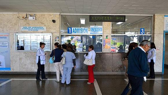 Essalud: Quejas contra hospitales terminan en llamadas de atención