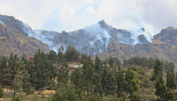 Cusco: incendio forestal cerca al Santuario del Señor de Huanca