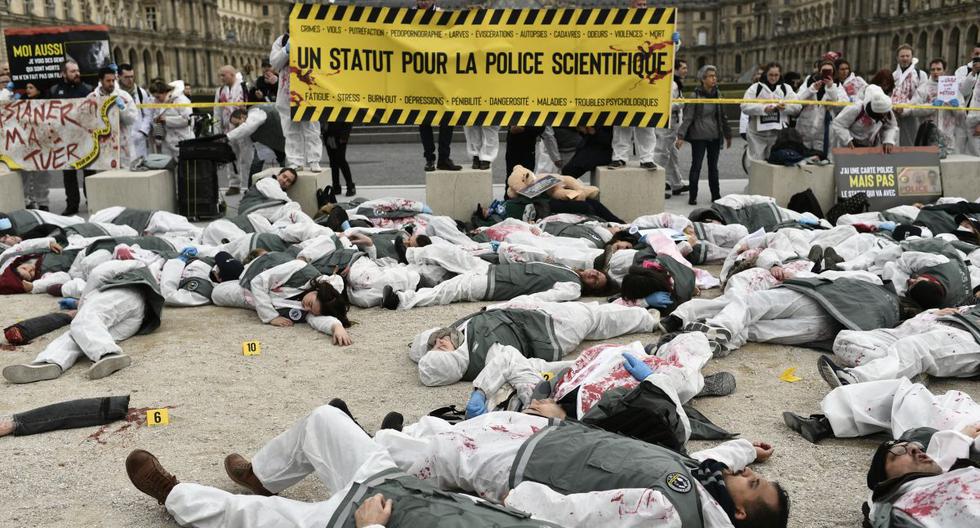Manifestantes bloquearon apertura del museo del louvre en parís | fotos
