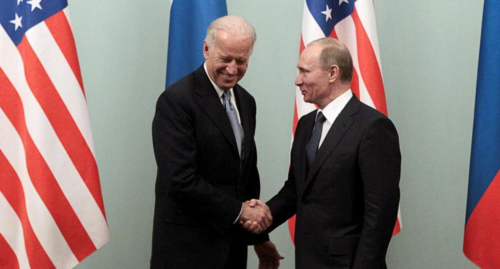 Los presidentes de Estados Unidos y Rusia, Joe Biden y Vladimir Putin, se reunirán este miércoles en Ginebra en un histórico encuentro en medio de alta tensión entre ambas naciones. (Foto: Alexander Natruskin / Archivo Reuters)