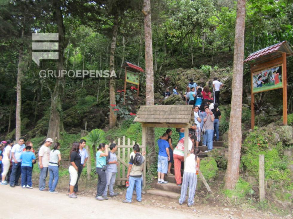 Oxapampa: Turistas prefirieron no viajar a  Pozuzo