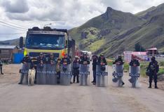 Cusco: El Corredor Minero del Sur permanece bloqueado en reclamo a Las Bambas (FOTOS)