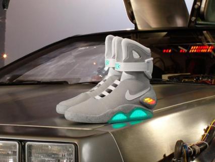 Subasta por las zapatillas de Back to the future empezó en 4 mil dólares  