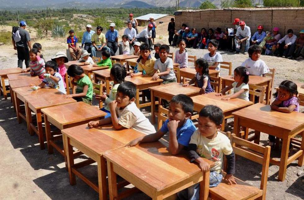 Mobiliario escolar aún es pésimo en IE del Estado