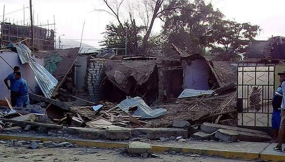 ​Casma: Delincuentes arrojan bomba y destruyen dos viviendas
