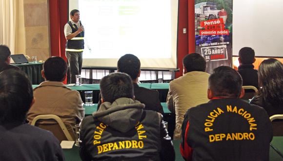 Policía de Cusco y Devida generan agenda para frenar la venta de drogas en la región