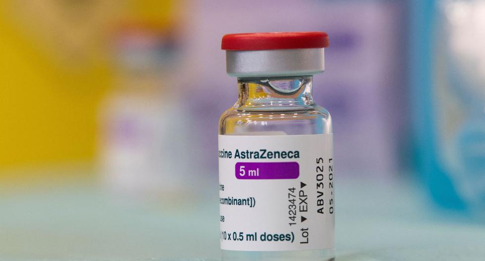 Imagen de la vacuna contra el coronavirus de AstraZenenca. (Foto: Nikolay DOYCHINOV / AFP).